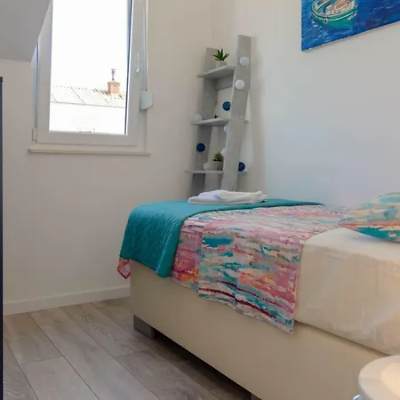 Casteletti Apartment Kastela